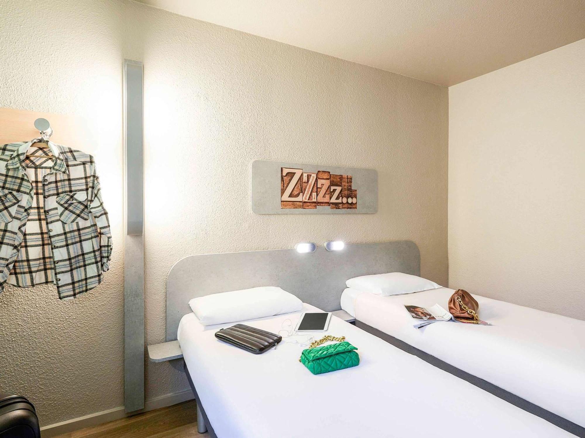 Ibis Budget Lille Gares Vieux-Lille Exterior foto
